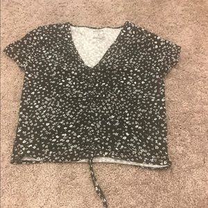 Arizona Jeans Co V Neck Top